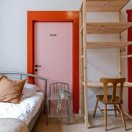Huswell - Spacious Center House In Lägenhet