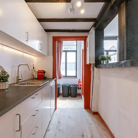Lägenhet Huswell - Spacious Center House In