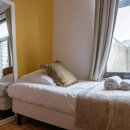 Huswell - Spacious Center House In * Gent