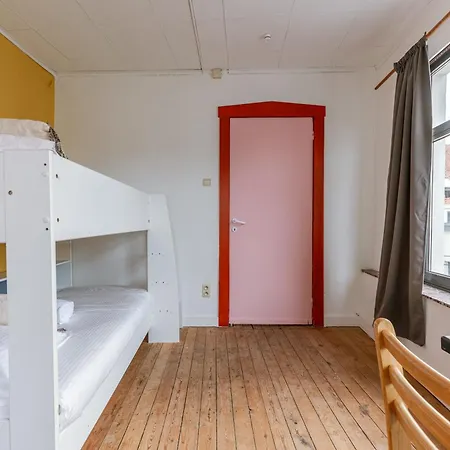 Lägenhet Huswell - Spacious Center House In